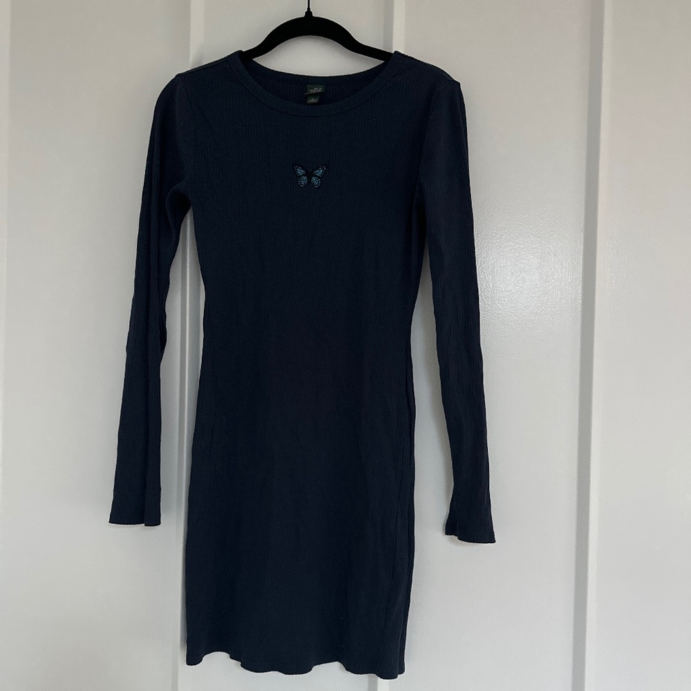 Long sleeve Dress with Butterfly Decal